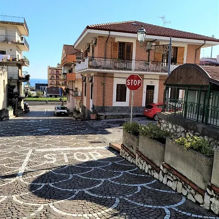 Appartamento Due Torri Santa Teresa Di Riva